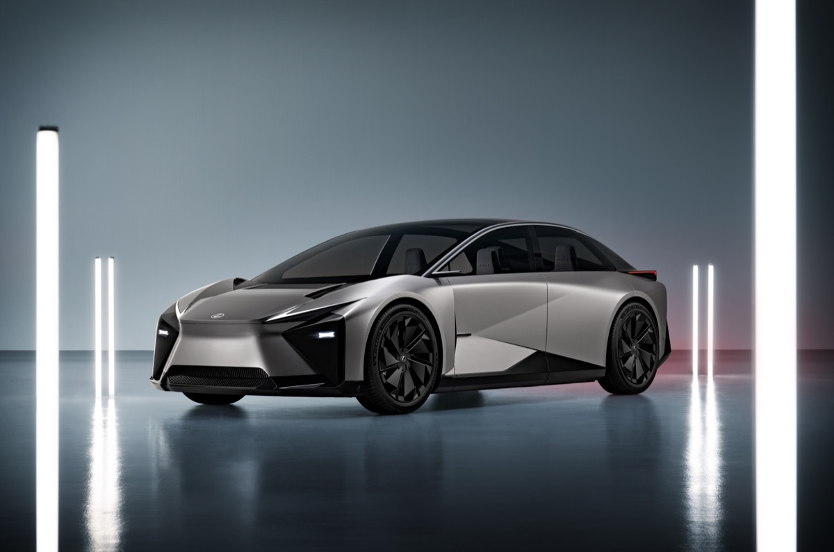 Toyota終止Lexus LF-ZC開發計畫，象徵電動車戰略從產品擴張轉向獲利優先